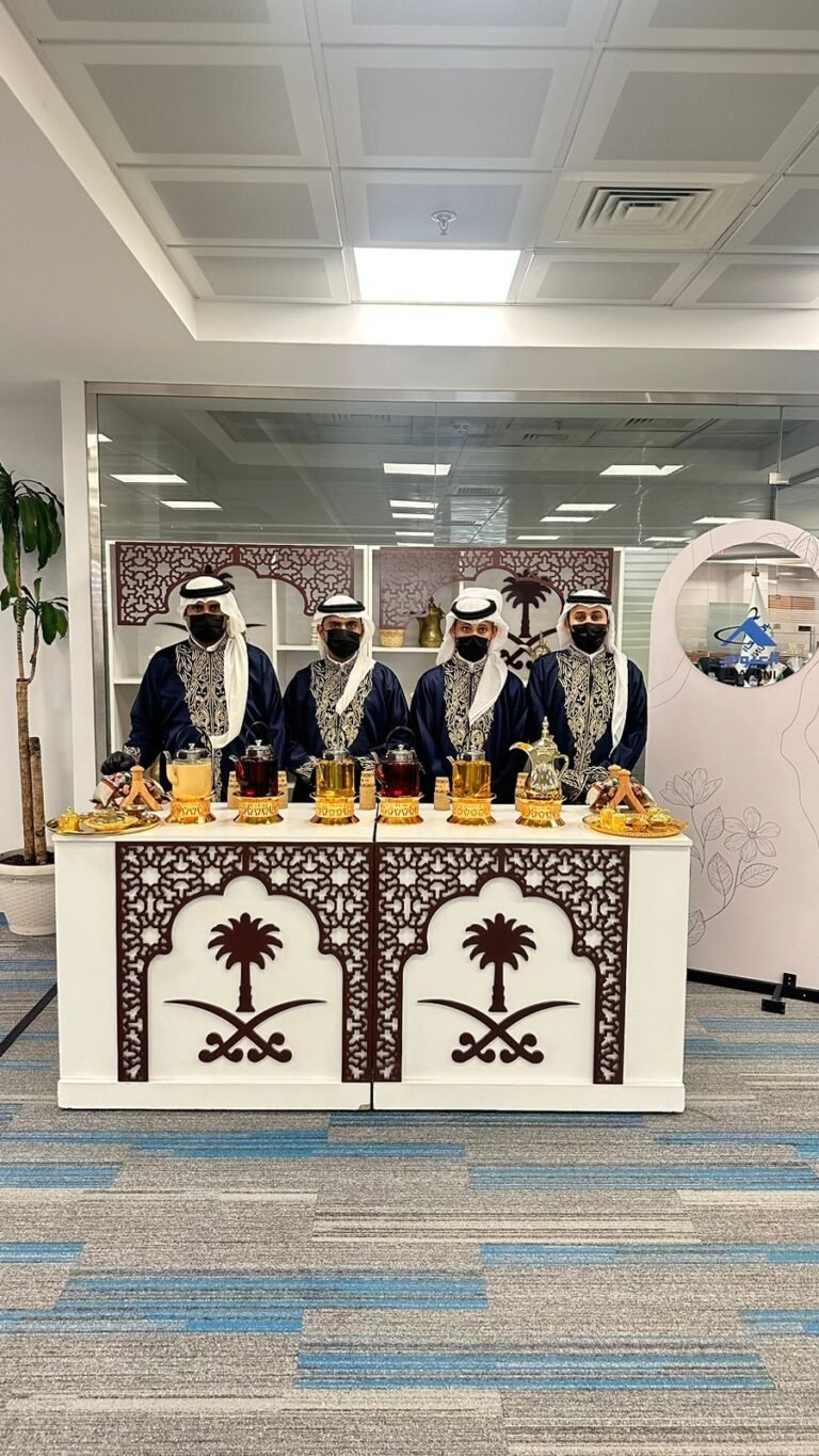 أفضل شركة ضيافة مناسبات في الرياض تقدم القهوة السعودية باحترافية